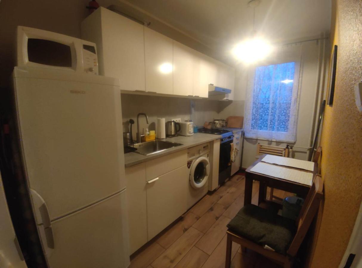 U Cioci Lutki Urocze Mieszkanie Z Balkonem Kraków Exteriör bild